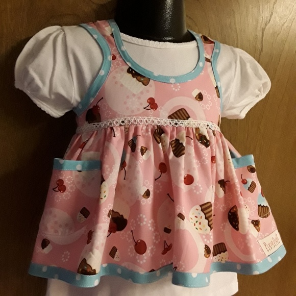 NWOT First Birthday baby apron - Picture 2 of 4